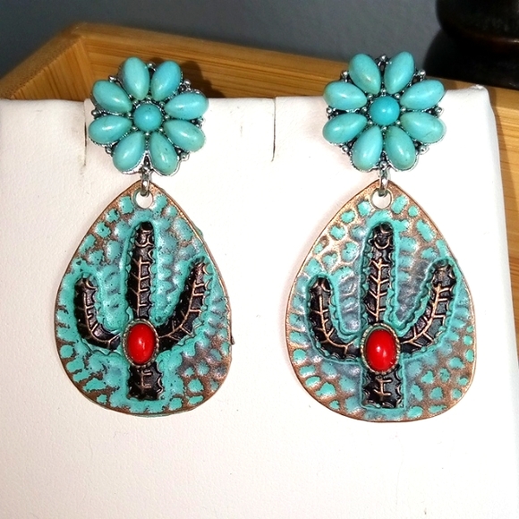 Jewelry - 🆕 Southwest Earrings